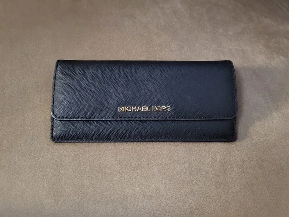 Michael Kors Black Leather Slim Bi-Fold Wallet - Picture 1 of 5